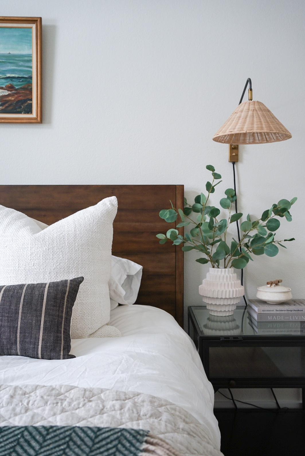 Highlands Ranch home interior with warm transitional design by Halcyon Haus